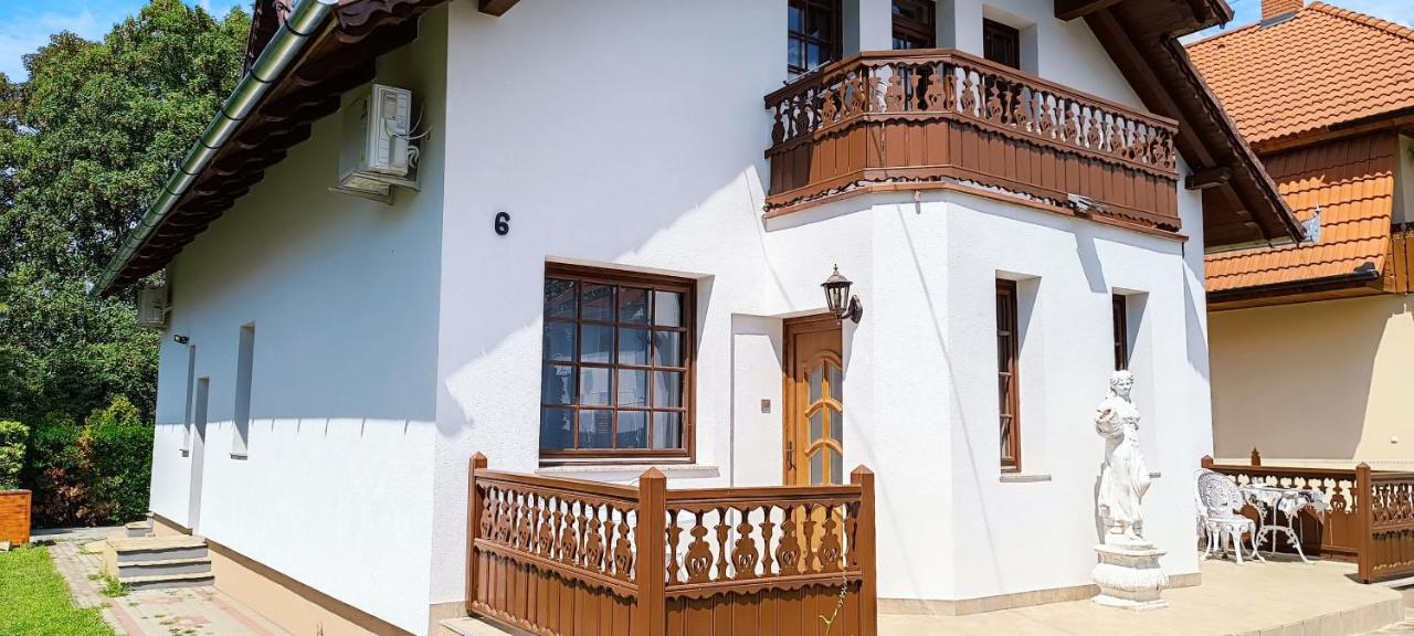 Rozsa Apartman Zalakaros Apartment ภายนอก รูปภาพ
